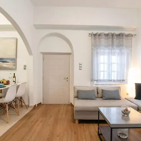 Mary's Apartment Naousa (Paros)