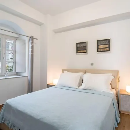 Mary's Naousa (Paros)